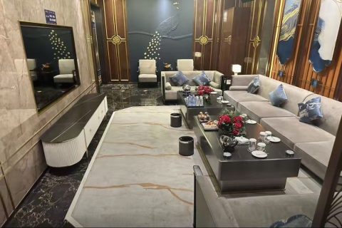 池州KTV高薪招聘女服务员 日结1600元起包住宿